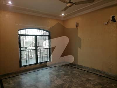 Avail Yourself A Great 10 Marla House In Township - Sector C1