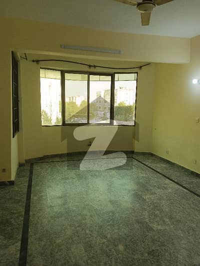 جی ۔ 11 اسلام آباد میں 2 کمروں کا 4 مرلہ فلیٹ 76.0 ہزار میں کرایہ پر دستیاب ہے۔