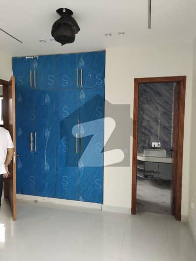 5 MARLA UPPER PORTION FOR RENT LOWER PORTION LOCKED