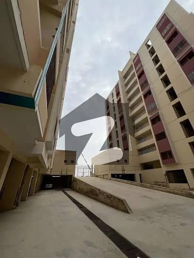 Ideal Prime Location 1050 Square Feet Flat Available In Sumaira Sky Tower, Karachi