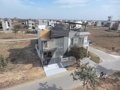 5 Marla Modern Designed House for Sale | 3 Bed | Powder Room | DHA Phase 9 Town