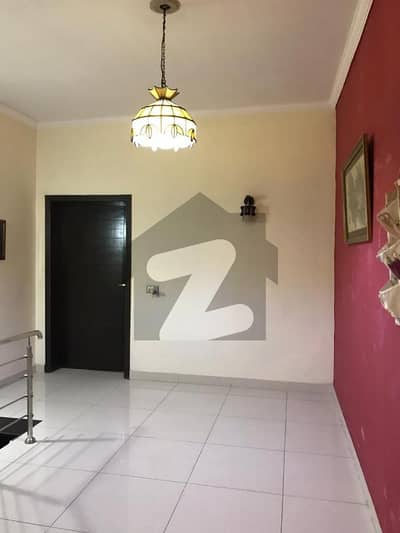 A 10 Marla Commercial Space Available For Rent