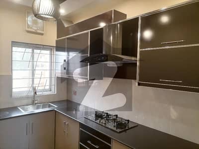 بحریہ آرچرڈ فیز 1 بحریہ آرچرڈ,لاہور میں 2 کمروں کا 4 مرلہ فلیٹ 25.0 ہزار میں کرایہ پر دستیاب ہے۔