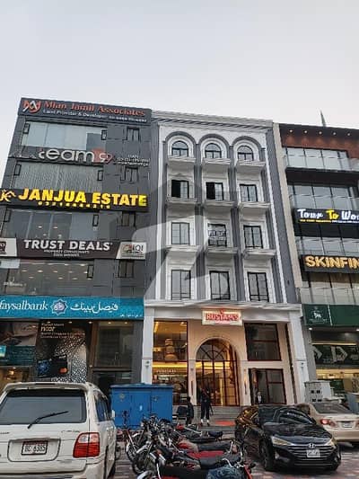 ڈی ایچ اے فیز 6 ڈیفنس (ڈی ایچ اے),لاہور میں 8 مرلہ دفتر 1.3 لاکھ میں کرایہ پر دستیاب ہے۔