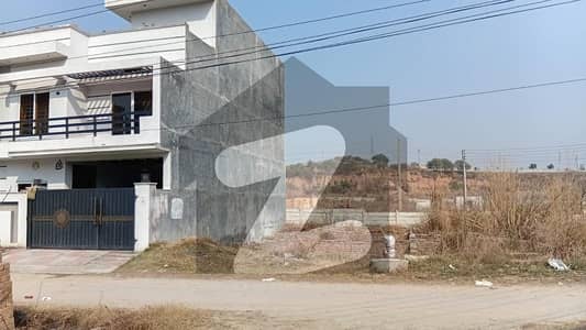 سوان گارڈن ۔ بلاک جی سوان گارڈن,اسلام آباد میں 5 مرلہ رہائشی پلاٹ 1.1 کروڑ میں برائے فروخت۔