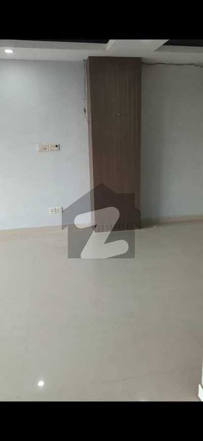 Ground Floor 950 Square Feet Shop Available In Bahria Town Phase 7 For Sale