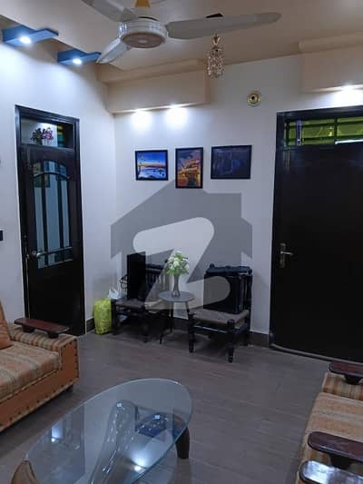 گلستانِ جوہر کراچی میں 6 کمروں کا 6 مرلہ مکان 3.5 کروڑ میں برائے فروخت۔ گلستانِ جوہر کراچی میں 6 کمروں کا 6 مرلہ مکان 3.5 کروڑ میں برائے فروخت۔