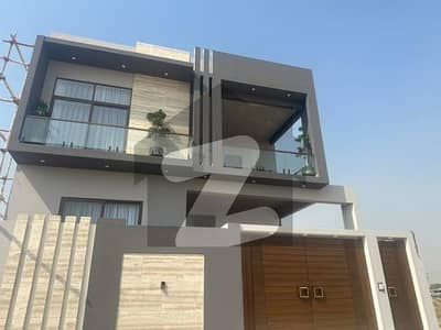 ڈی ایچ اے فیز 8 ڈی ایچ اے ڈیفینس,کراچی میں 6 کمروں کا 12 مرلہ مکان 11.75 کروڑ میں برائے فروخت۔ ڈی ایچ اے فیز 8 ڈی ایچ اے ڈیفینس,کراچی میں 6 کمروں کا 12 مرلہ مکان 11.75 کروڑ میں برائے فروخت۔