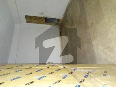 Upper Portion In Gulshan-e-Iqbal - Block 13-D2 Sized 150 Square Yards Is Available