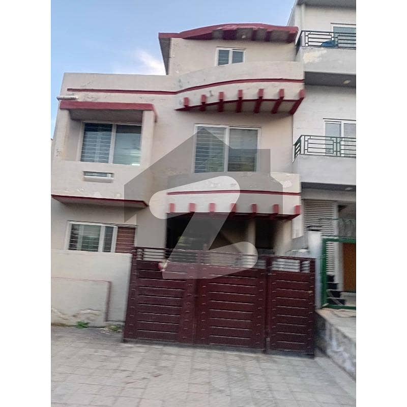 Beautiful House For Sale in G-13/4 Beautiful House For Sale in G-13/4