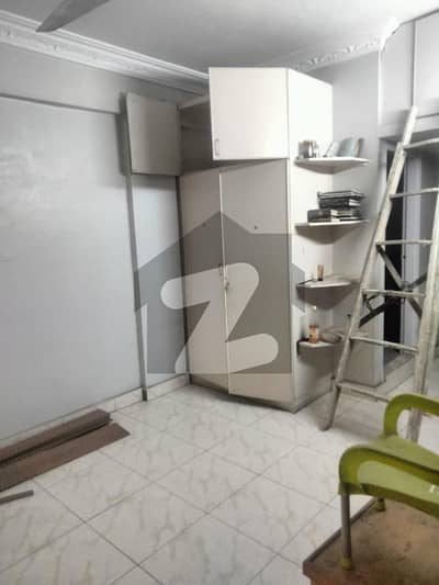 جامی کمرشل ایریا ڈی ایچ اے فیز 7,ڈی ایچ اے ڈیفینس,کراچی میں 2 کمروں کا 4 مرلہ فلیٹ 60.0 ہزار میں کرایہ پر دستیاب ہے۔