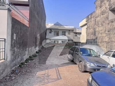 Ideal location Plot For sale