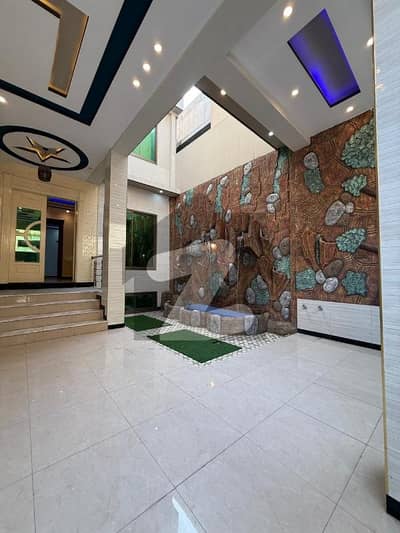 ارباب سبز علی خان ٹاؤن ایگزیکٹو لاجز ارباب سبز علی خان ٹاؤن,ورسک روڈ,پشاور میں 7 کمروں کا 7 مرلہ مکان 3.4 کروڑ میں برائے فروخت۔