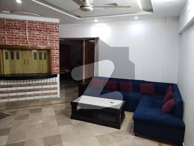 ایف ۔ 10 اسلام آباد میں 2 کمروں کا 5 مرلہ فلیٹ 1.3 لاکھ میں کرایہ پر دستیاب ہے۔