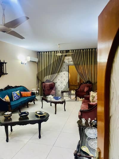 FLAT FOR SALE FIRST FLOOR TILES FLOORING WEST OPEN (3 BED DD ) 1650 SQUARE FEET CAR PARKING KDA LEASE BANK LOAN AVAILABLE OPPOSITE EXPO CENTER NEARLY HASAN SQUARE BLOCK 13A GULSHAN E IQBAL CELL 03219257555