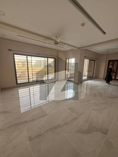 فیڈرل بی ایریا کراچی میں 1 کنال مکان 12.5 کروڑ میں برائے فروخت۔