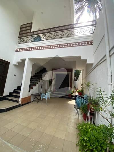 Prime Location 300 Square Yards House For Sale Available In Gulistan-E-Jauhar