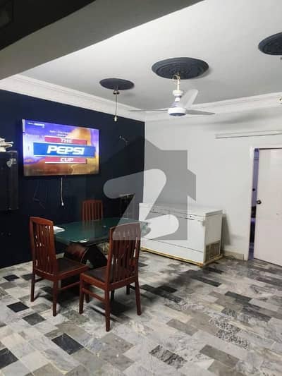 Prime Location 1600 Square Feet Flat For Grabs In Gulshan-E-Iqbal Town