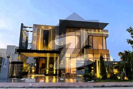 لیک سٹی میڈوز لاہور میں 5 کمروں کا 1 کنال مکان 5.8 کروڑ میں برائے فروخت۔