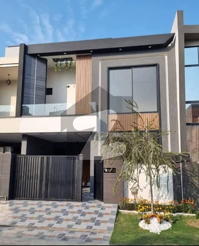 رائل آرچرڈ - بلاک ایف رائل آرچرڈ,ملتان پبلک سکول روڈ,ملتان میں 4 کمروں کا 5 مرلہ مکان 2.0 کروڑ میں برائے فروخت۔