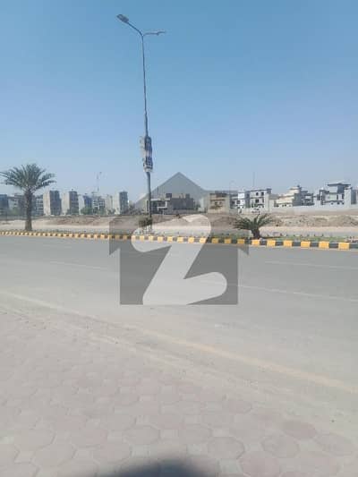 پارک ویو سٹی ۔ تولپ ایکسٹینشن بلاک پارک ویو سٹی,لاہور میں 10 مرلہ رہائشی پلاٹ 1.35 کروڑ میں برائے فروخت۔