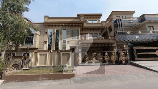 A Stunning Prime Location House Is Up For Grabs In Media Town - Block B Rawalpindi A Stunning Prime Location House Is Up For Grabs In Media Town - Block B Rawalpindi