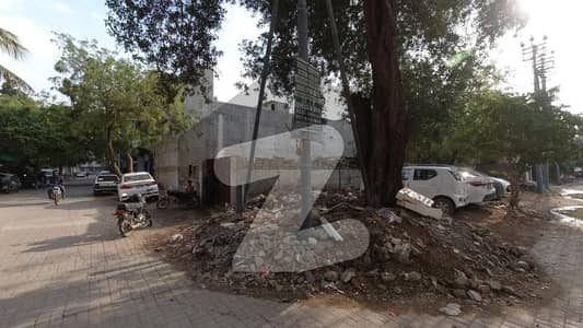 گلستان جوہر - بلاک 9-اے گلستانِ جوہر,کراچی میں 1 کنال کمرشل پلاٹ 12.0 کروڑ میں برائے فروخت۔