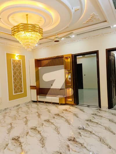 10 MARLA BRAND NEW HOUSE