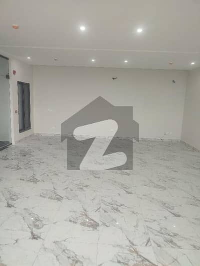 ڈی ایچ اے فیز 4 ڈیفنس (ڈی ایچ اے),لاہور میں 4 مرلہ دفتر 65.0 ہزار میں کرایہ پر دستیاب ہے۔