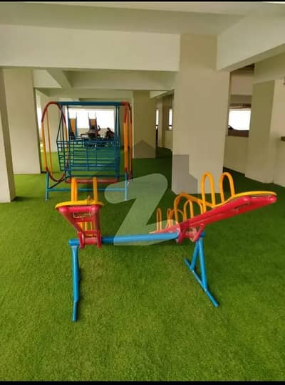 4 ROOM FIRST FLOOR 300FT ROAD FACING LEASED FLAT IN CROWN RESIDENCY NEAR 4K CHOWRANGI NEW BUILDING LIFT STAND BY GENERATOR CAR PARKING