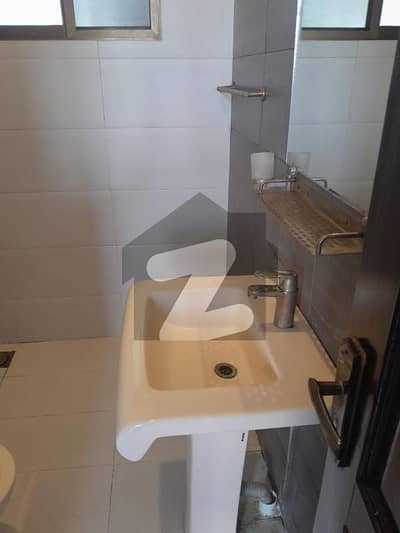 ای ۔ 11/4 ای ۔ 11,اسلام آباد میں 2 کمروں کا 6 مرلہ زیریں پورشن 85.0 ہزار میں کرایہ پر دستیاب ہے۔