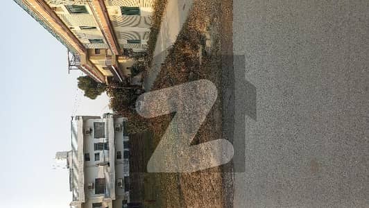 G11, 25/50 Plot For Sale End Corner