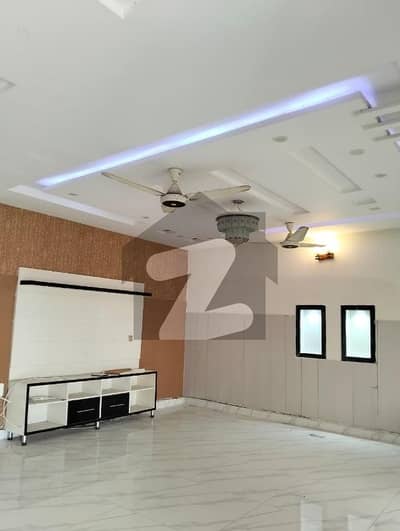 بحریہ ٹاؤن فیز 8 بحریہ ٹاؤن راولپنڈی,راولپنڈی میں 2 کمروں کا 12 مرلہ زیریں پورشن 52.0 ہزار میں کرایہ پر دستیاب ہے۔ بحریہ ٹاؤن فیز 8 بحریہ ٹاؤن راولپنڈی,راولپنڈی میں 2 کمروں کا 12 مرلہ زیریں پورشن 52.0 ہزار میں کرایہ پر دستیاب ہے۔