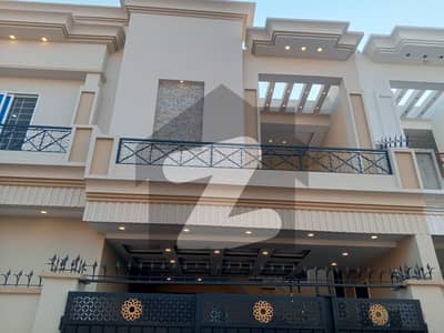 Double Storey 5 Marla House Available In Model Town For sale