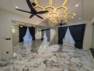 25 Marla Designer House For Rent in Bahria Town Phase 7