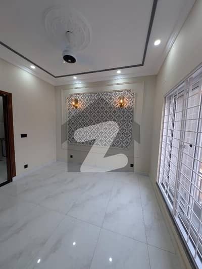 الکبیر ٹاؤن - فیز 2 الکبیر ٹاؤن,رائیونڈ روڈ,لاہور میں 3 کمروں کا 3 مرلہ مکان 1.3 کروڑ میں برائے فروخت۔