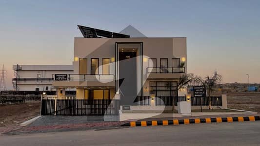 بحریہ ٹاؤن فیز 8 ۔ بلاک پی بحریہ ٹاؤن فیز 8,بحریہ ٹاؤن راولپنڈی,راولپنڈی میں 6 کمروں کا 1 کنال مکان 7.65 کروڑ میں برائے فروخت۔