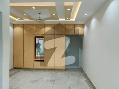 Dha Phase 1 Block L 2nd Floor For Rent