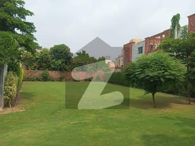 1 Kanal Plot for Sale in DHA Phase 8 (IVY Green) Prime Location