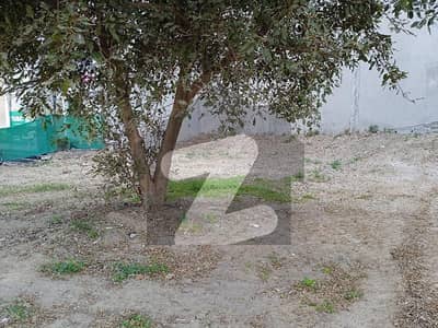 ڈی ایچ اے فیز 6 - بلاک سی فیز 6,ڈیفنس (ڈی ایچ اے),لاہور میں 1 کنال رہائشی پلاٹ 6.5 کروڑ میں برائے فروخت۔