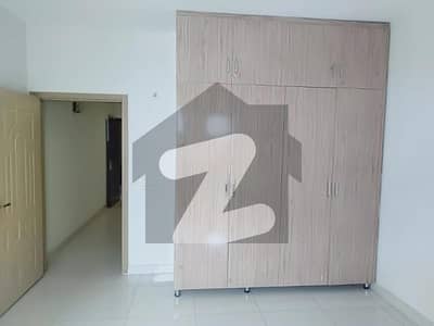 Flat For sale In Rs. 16500000