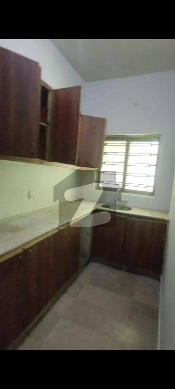 یونیورسٹی ٹاؤن اسلام آباد میں 1 کمرے کا 5 مرلہ مکان 23.0 ہزار میں کرایہ پر دستیاب ہے۔