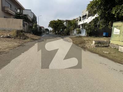 01 kanal Plot For Sale