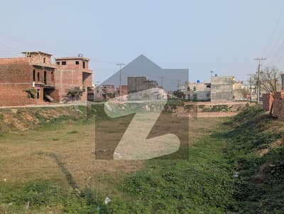 1 Kanal Double Corner Plot For Sale In New Amir Town Near Ring Road