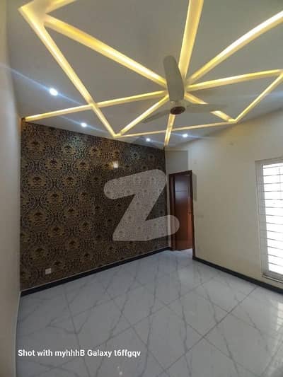 5 Marla Brand New House For Sale