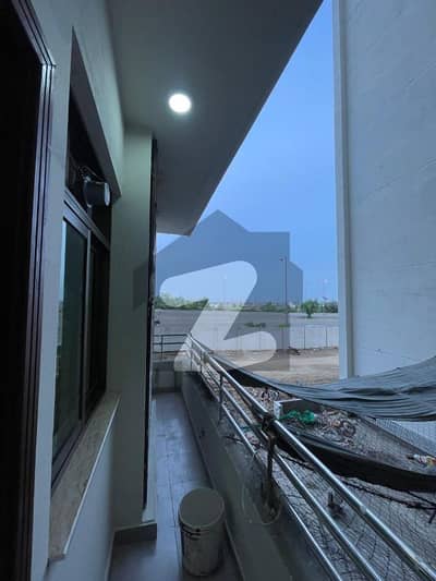 عسکری 10 - سیکٹر ایس عسکری 10,عسکری,لاہور میں 4 کمروں کا 13 مرلہ فلیٹ 1.35 لاکھ میں کرایہ پر دستیاب ہے۔ عسکری 10 - سیکٹر ایس عسکری 10,عسکری,لاہور میں 4 کمروں کا 13 مرلہ فلیٹ 1.35 لاکھ میں کرایہ پر دستیاب ہے۔