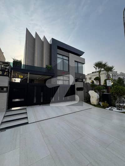 ڈی ایچ اے فیز 7 - بلاک یو فیز 7,ڈیفنس (ڈی ایچ اے),لاہور میں 4 کمروں کا 10 مرلہ مکان 4.25 کروڑ میں برائے فروخت۔ ڈی ایچ اے فیز 7 - بلاک یو فیز 7,ڈیفنس (ڈی ایچ اے),لاہور میں 4 کمروں کا 10 مرلہ مکان 4.25 کروڑ میں برائے فروخت۔