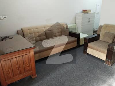 جی ۔ 11 اسلام آباد میں 1 کمرے کا 3 مرلہ فلیٹ 35.0 ہزار میں کرایہ پر دستیاب ہے۔