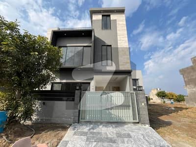 Prime Location House   Near To Masjid   Near To APS School   Near To Nova Care Hospital   Near To Commercial