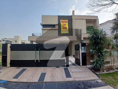 ڈی ایچ اے فیز 6 ڈیفنس (ڈی ایچ اے),لاہور میں 5 کمروں کا 1 کنال مکان 12.5 کروڑ میں برائے فروخت۔